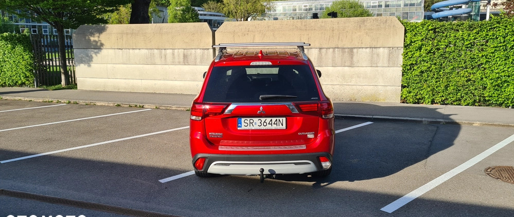 Mitsubishi Outlander cena 100000 przebieg: 80000, rok produkcji 2019 z Rybnik małe 92